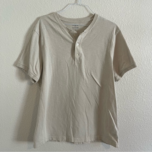J. Crew Men’s Cream Light Tan Slub Cotton Short Sleeve Henley Shirt - Picture 1 of 5